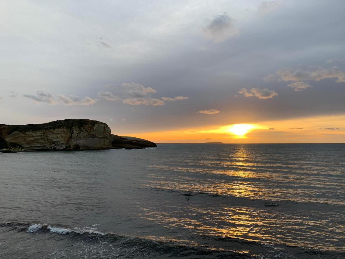 A Serenai - Elegante Appartamento In Centro Oristano Exteriör bild